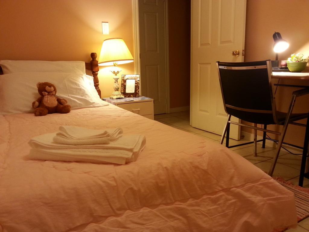 Maria'S Homestay Thornhill Rum bild